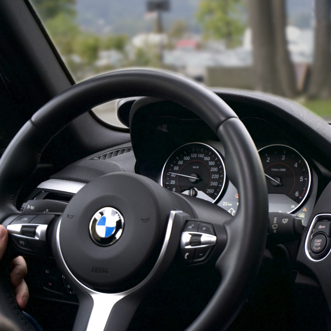 A BMW steering wheel with Automatic Driver Recognition.